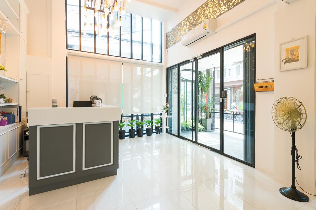 Отель White Ivory 3*